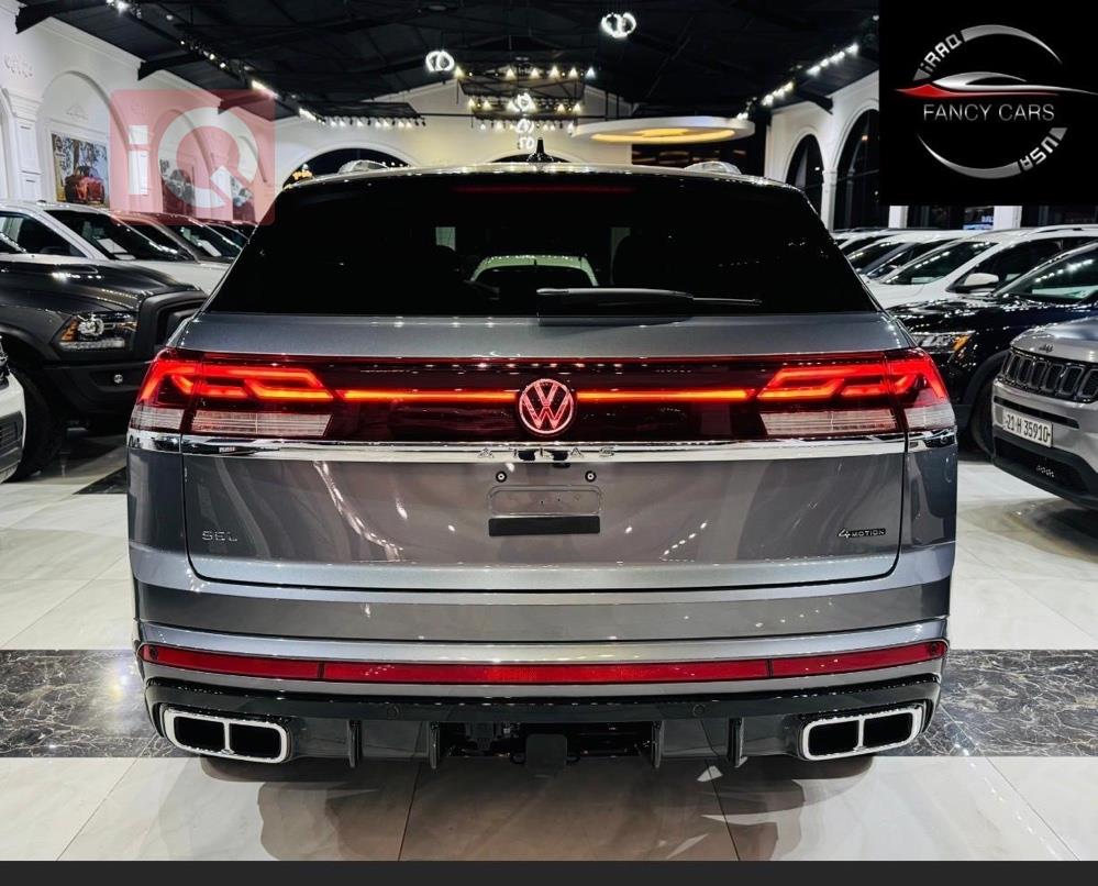 فولكسفاغن أطلس كروس سبورت